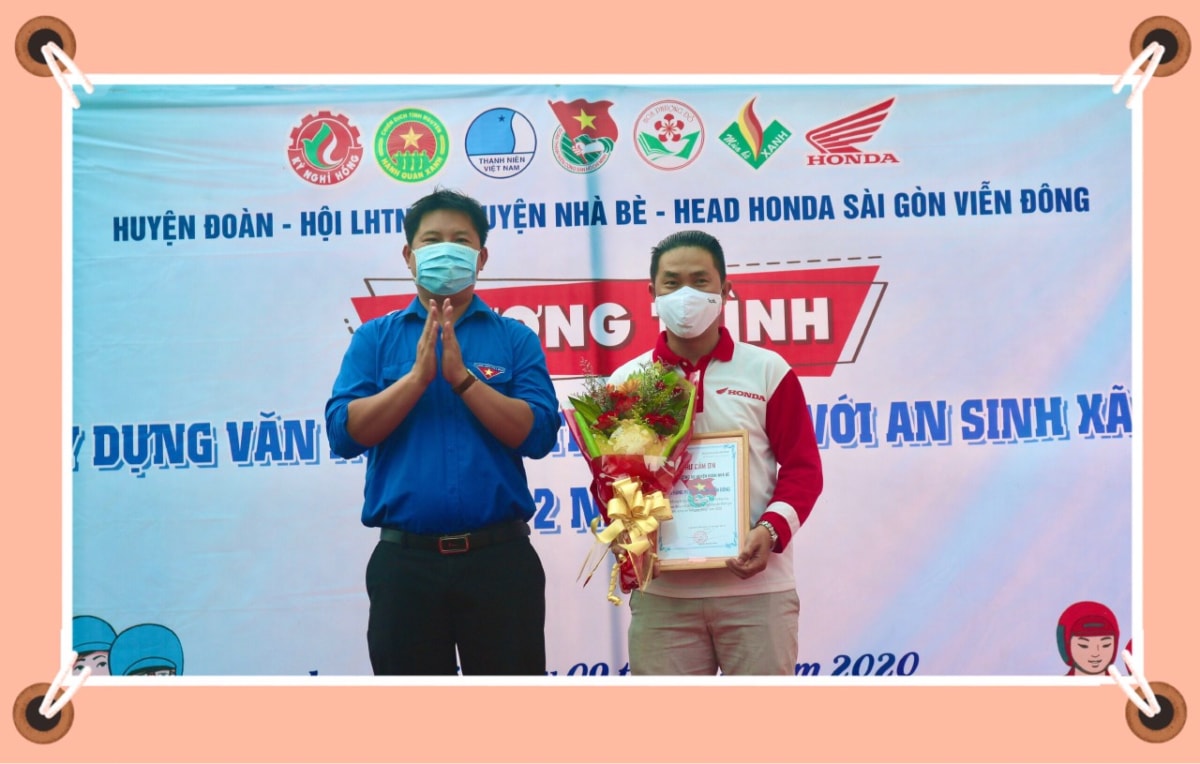 🌈Honda Sài Gòn Viễn Đông – Đồng hành cùng H.Đoàn Xã Long Thới và Hội Liên Hiệp Thanh Niên H.Nhà Bè trao tặng nón bảo hiểm và quà cho trẻ em, người dân xã Long Thới có hoàn cảnh khó khăn💗